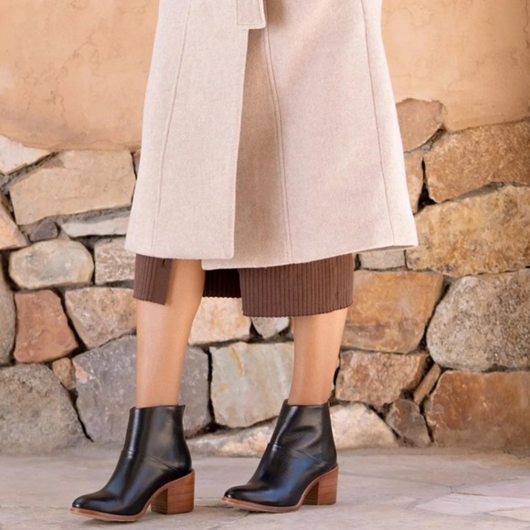 Nisolo Dari Commuter Black Leather Boot Size 7.5 - Picture 4 of 10